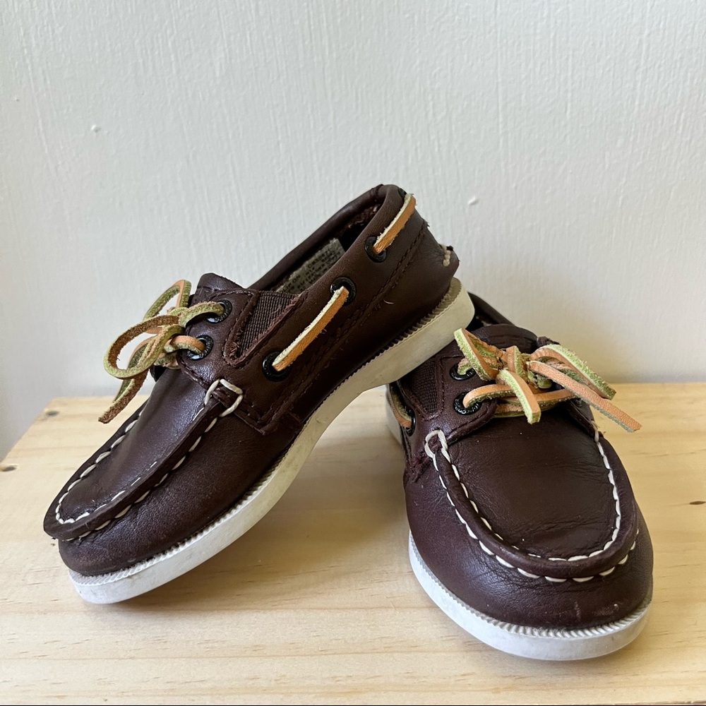 Sperry Top Sider Boat Shoes, brown, size 6 toddler
